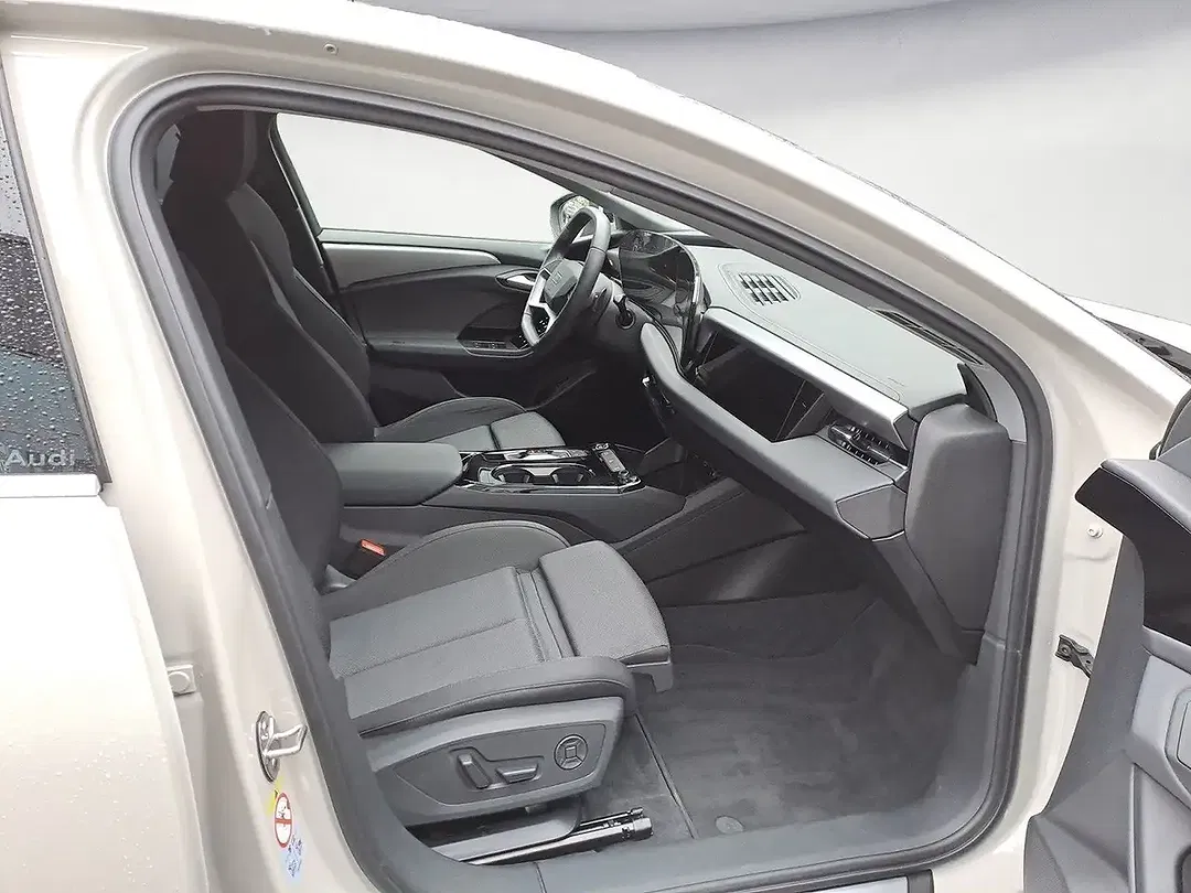 Audi A6 e-tron - Thumbnail 8