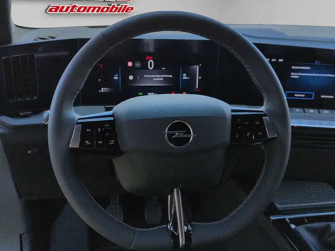 Opel Astra - Thumbnail 6