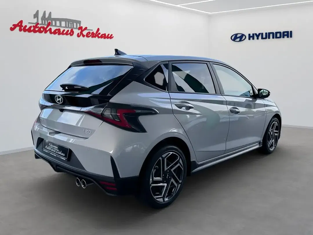 Hyundai i20 - Thumbnail 3