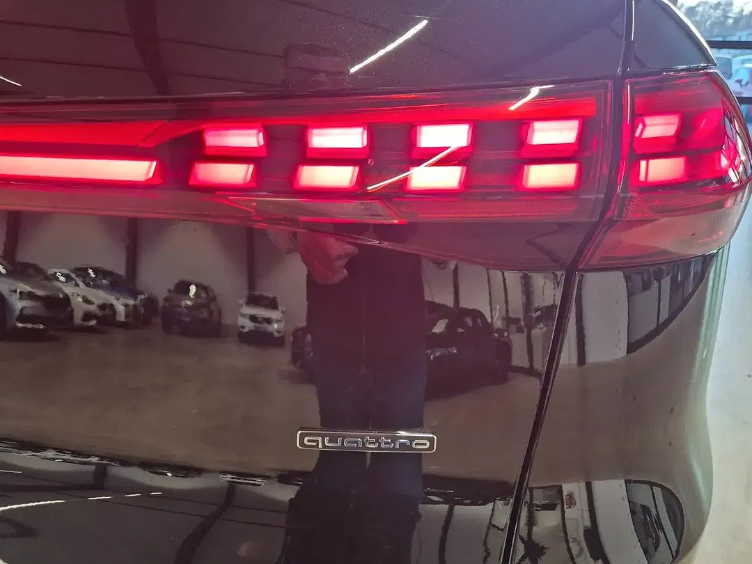 Audi Q5 - Thumbnail 10
