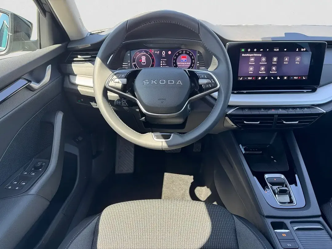 Skoda Octavia - Thumbnail 10