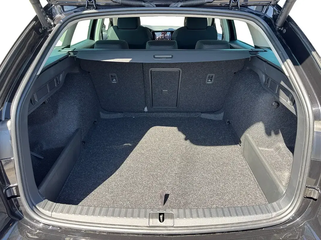 Skoda Octavia - Thumbnail 6