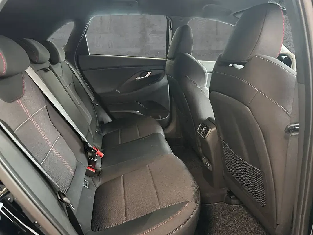 Hyundai i30 - Thumbnail 13
