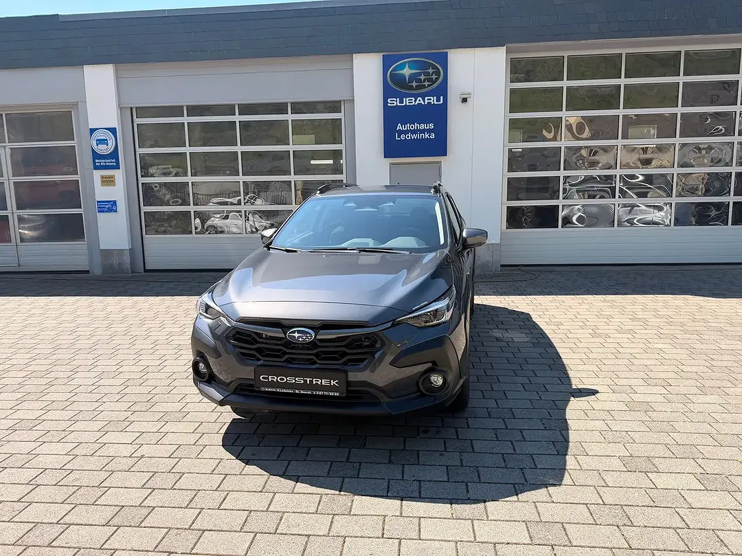 Subaru Crosstrek - Thumbnail 5