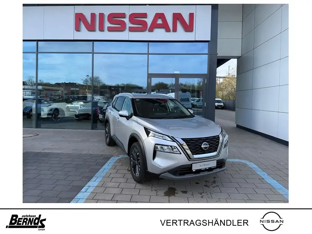 Nissan X-Trail - Thumbnail 1