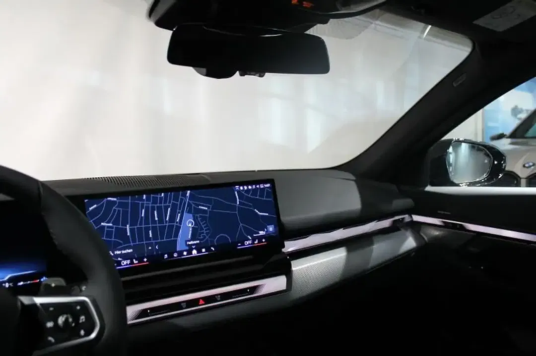 BMW 520 - Thumbnail 9