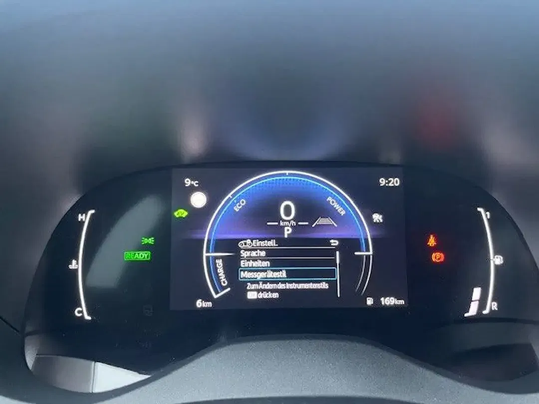 Toyota Yaris - Thumbnail 15