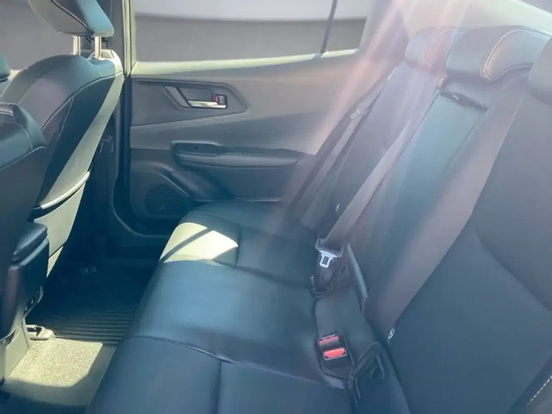 Toyota Prius+ - Thumbnail 12