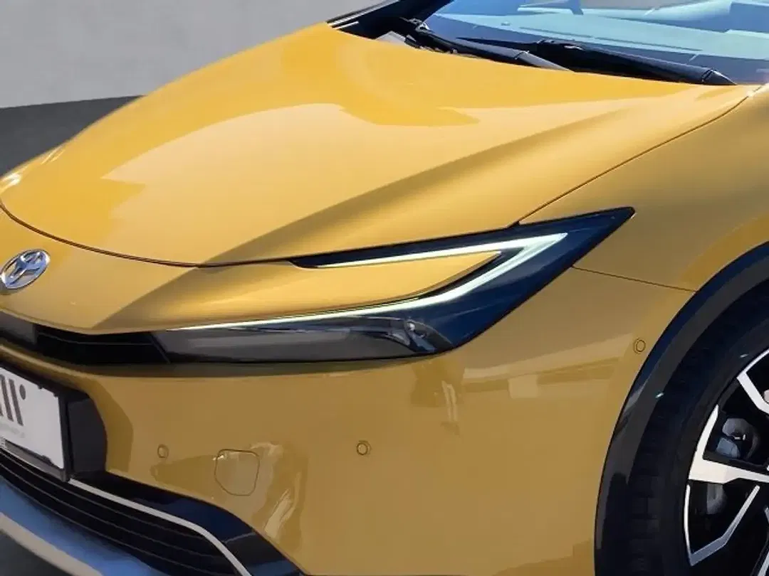 Toyota Prius+ - Thumbnail 7