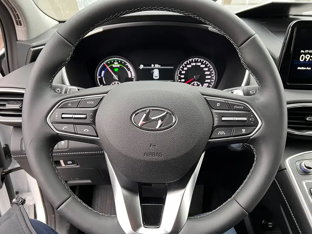 Hyundai SANTA FE - Thumbnail 14