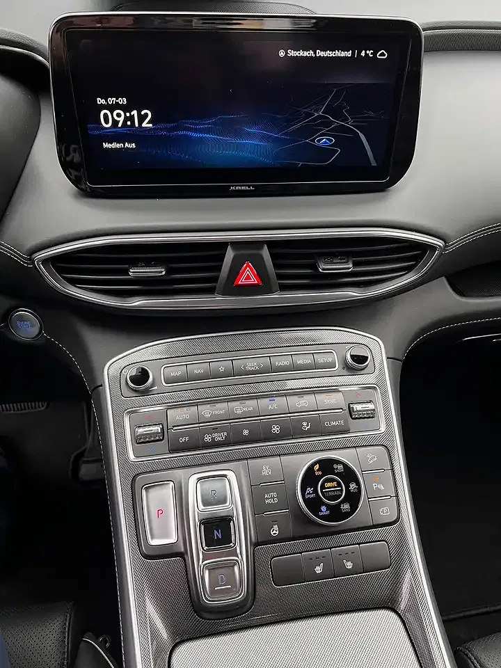 Hyundai SANTA FE - Thumbnail 15