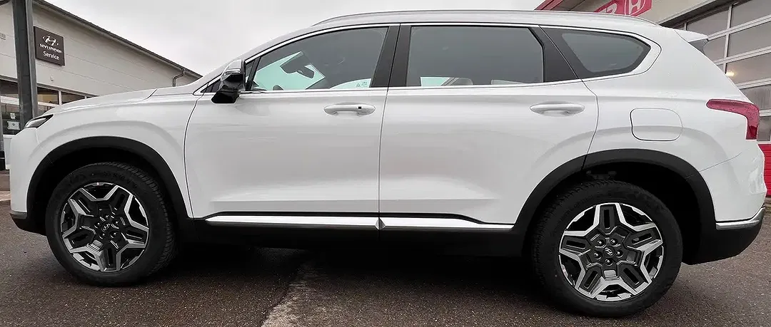 Hyundai SANTA FE - Thumbnail 3