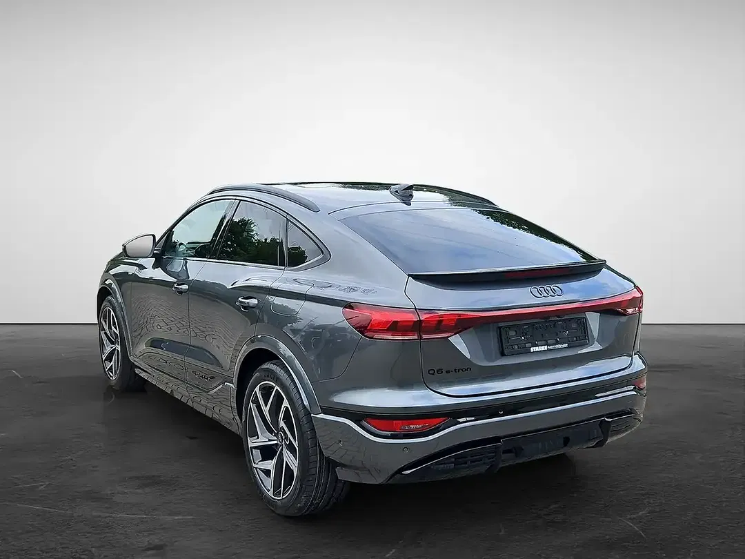 Audi Q6 e-tron - Thumbnail 3
