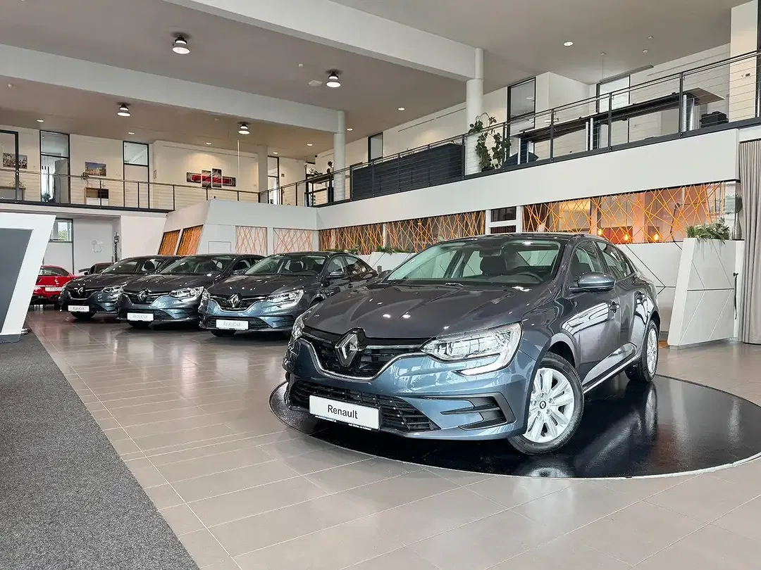 Renault Megane - Thumbnail 1