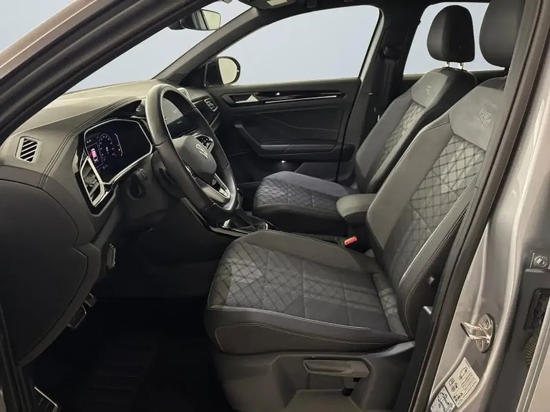 Volkswagen T-Roc - Thumbnail 9