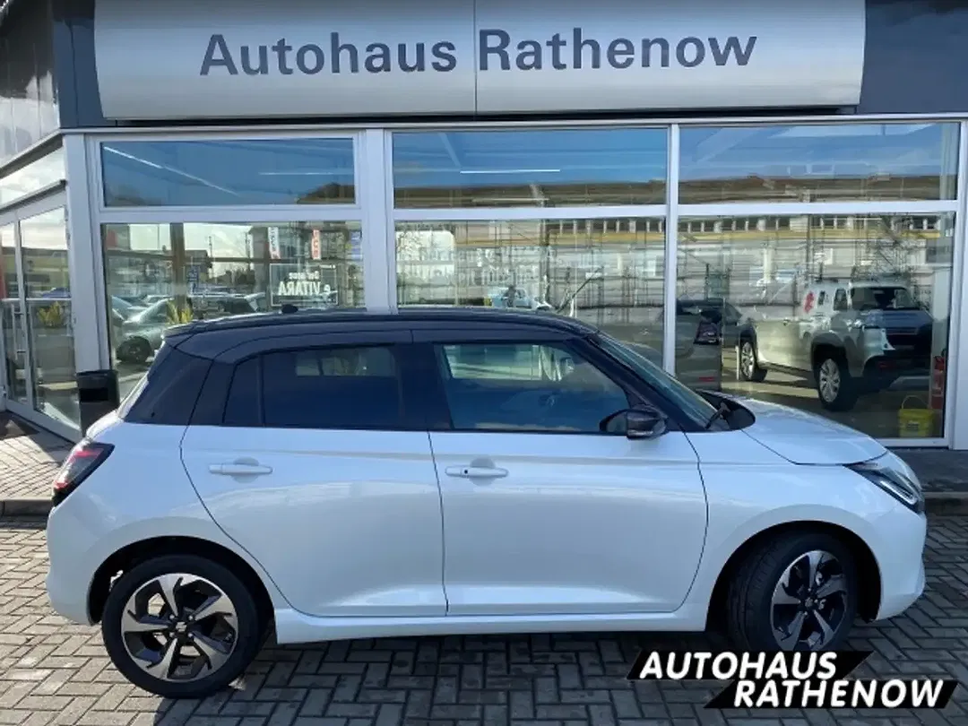 Suzuki Swift - Thumbnail 4
