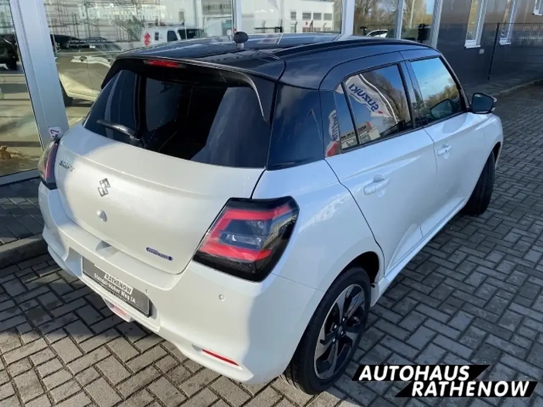 Suzuki Swift - Thumbnail 5