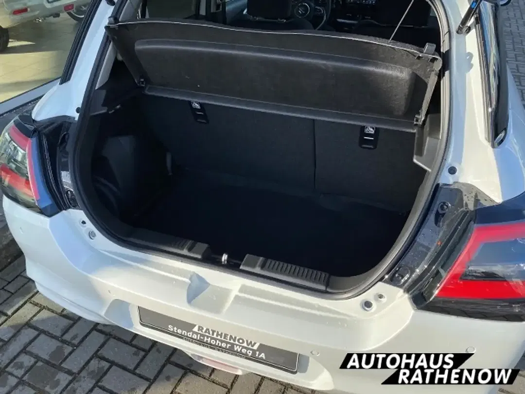 Suzuki Swift - Thumbnail 7