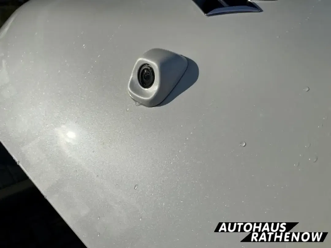 Suzuki Swift - Thumbnail 8