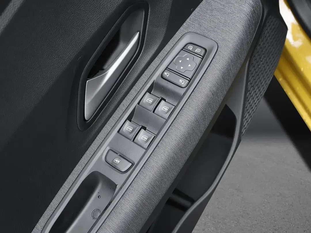 Dacia Sandero - Thumbnail 8