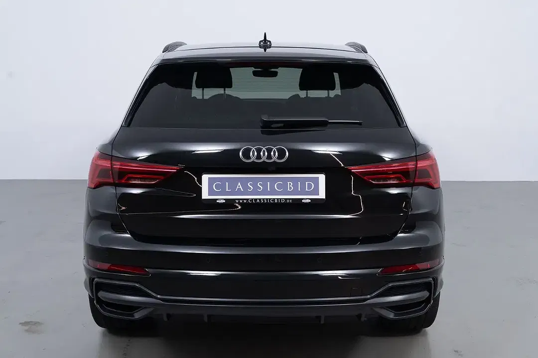Audi Q3 - Thumbnail 4