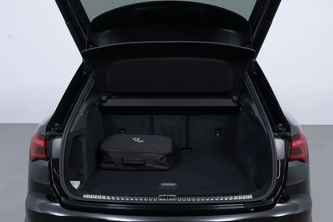 Audi Q3 - Thumbnail 8