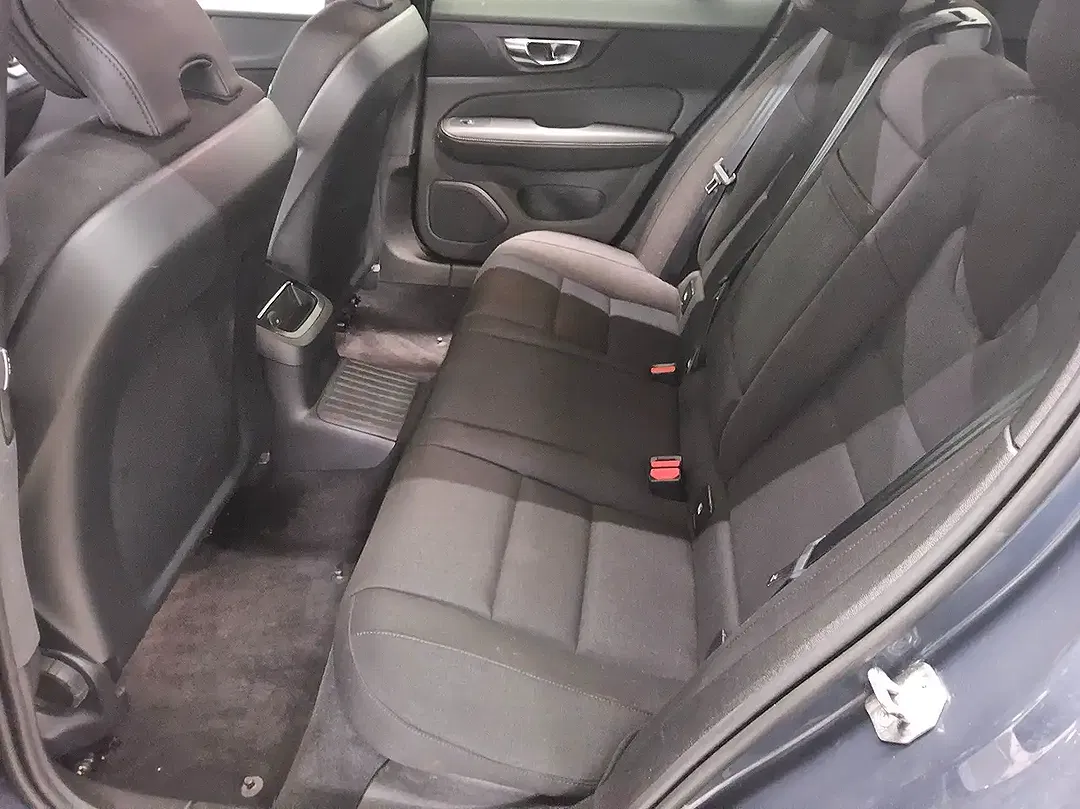 Volvo V60 - Thumbnail 12