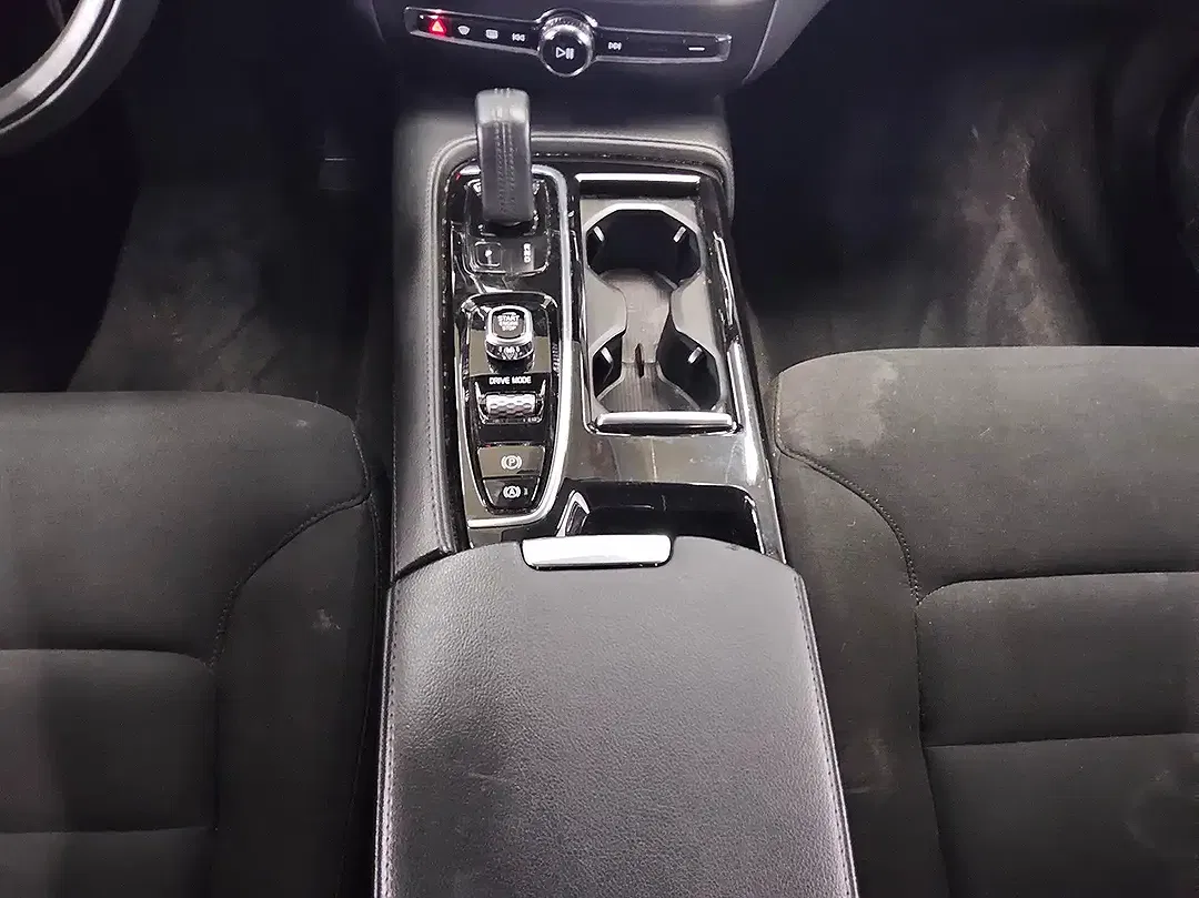 Volvo V60 - Thumbnail 5