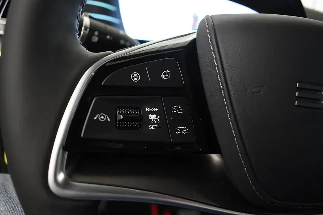 BYD Tang - Thumbnail 12