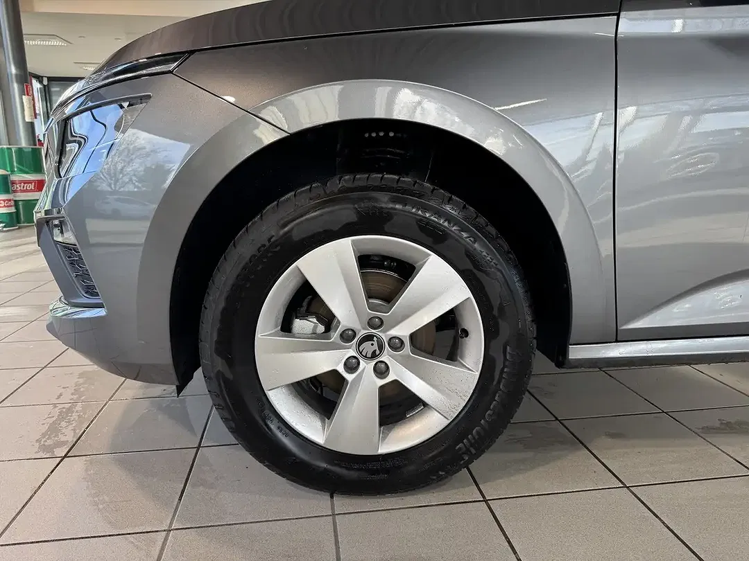 Skoda Kamiq - Thumbnail 10