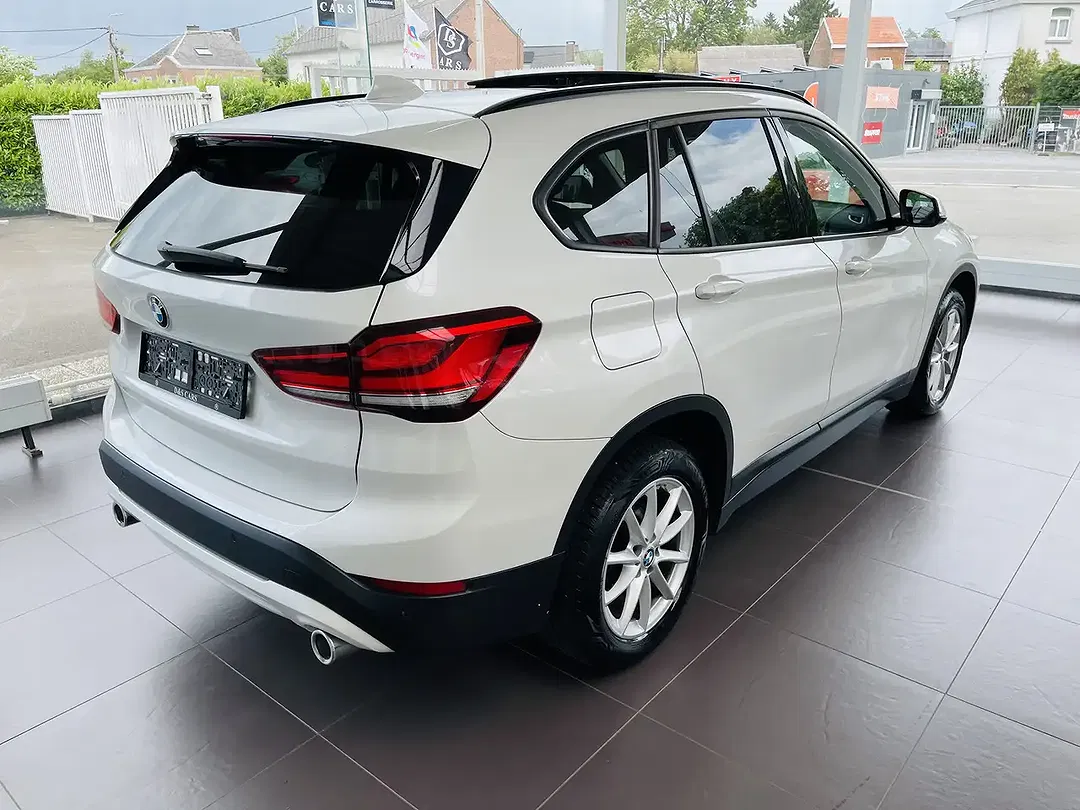 BMW X1 - Thumbnail 6
