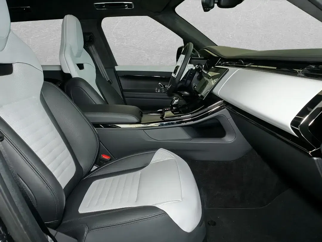 Land Rover Range Rover Sport - Thumbnail 3