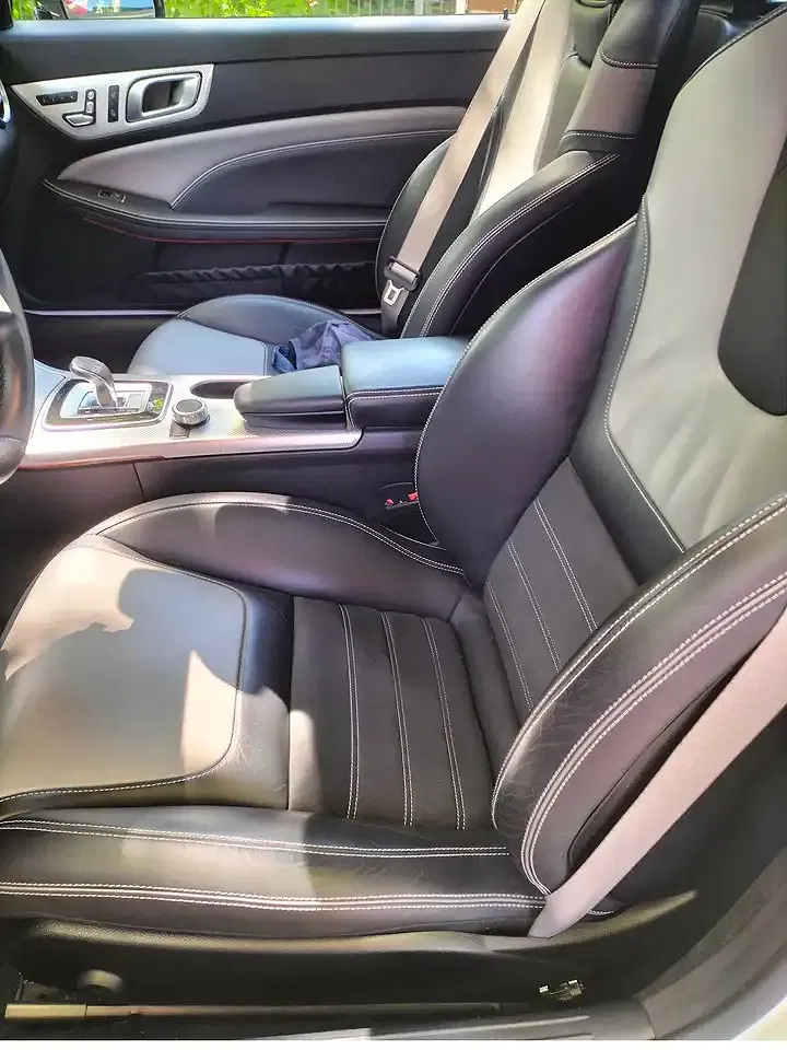 Mercedes-Benz SLC 200 - Thumbnail 10