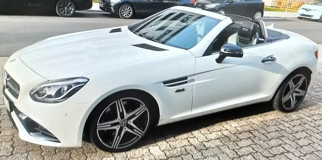 Mercedes-Benz SLC 200 - Thumbnail 2