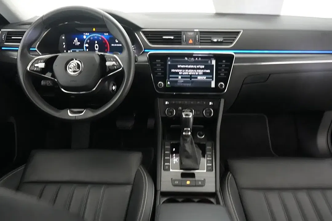 Skoda Superb - Thumbnail 11
