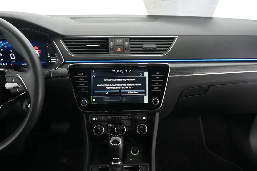 Skoda Superb - Thumbnail 13