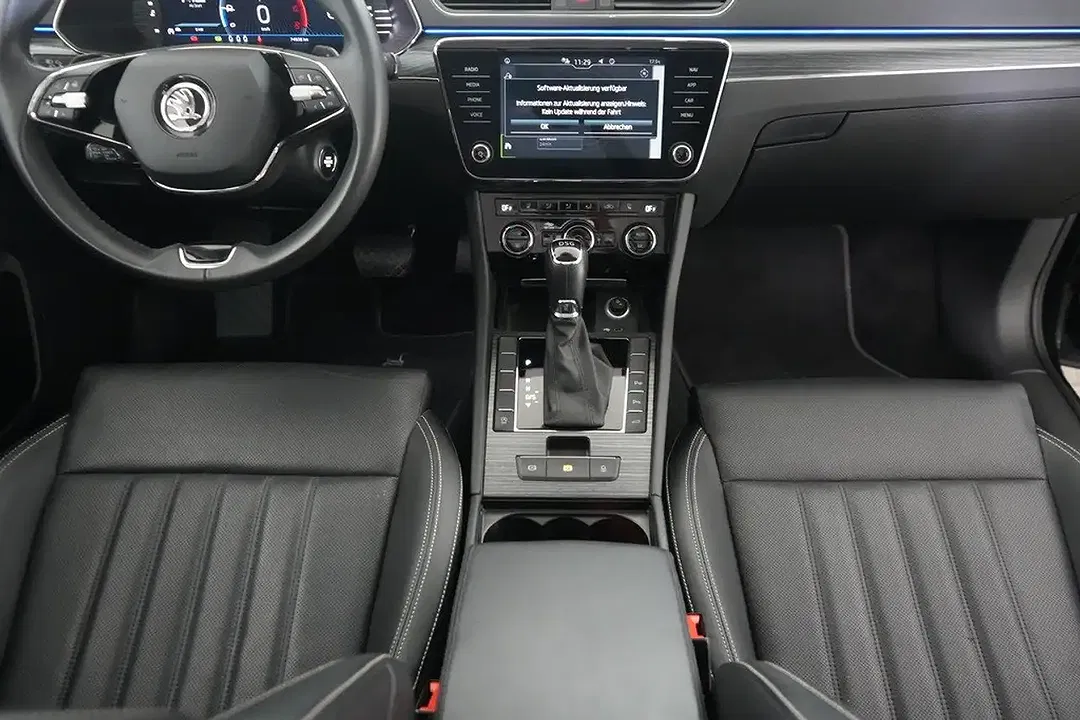 Skoda Superb - Thumbnail 14