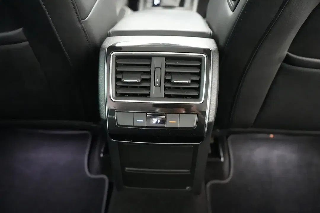 Skoda Superb - Thumbnail 15