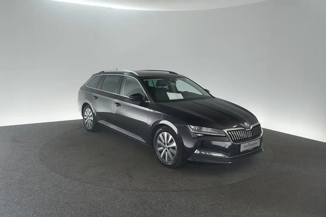 Skoda Superb - Thumbnail 7