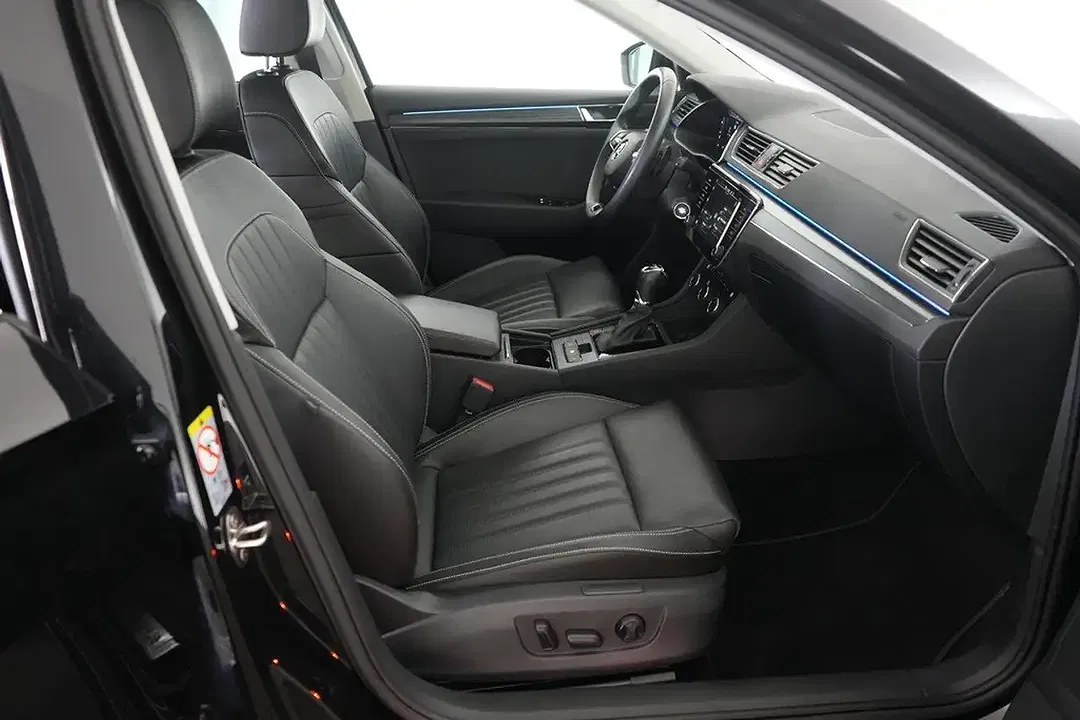 Skoda Superb - Thumbnail 9