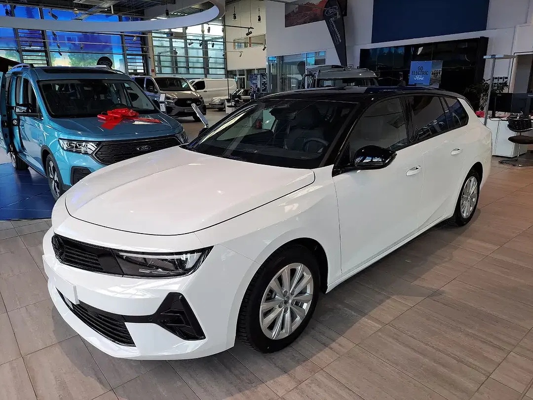 Opel Astra - Thumbnail 2