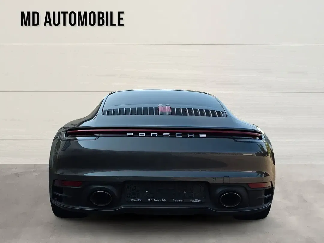 Porsche 992 - Thumbnail 4