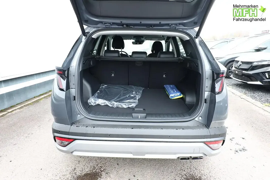 Hyundai TUCSON - Thumbnail 10
