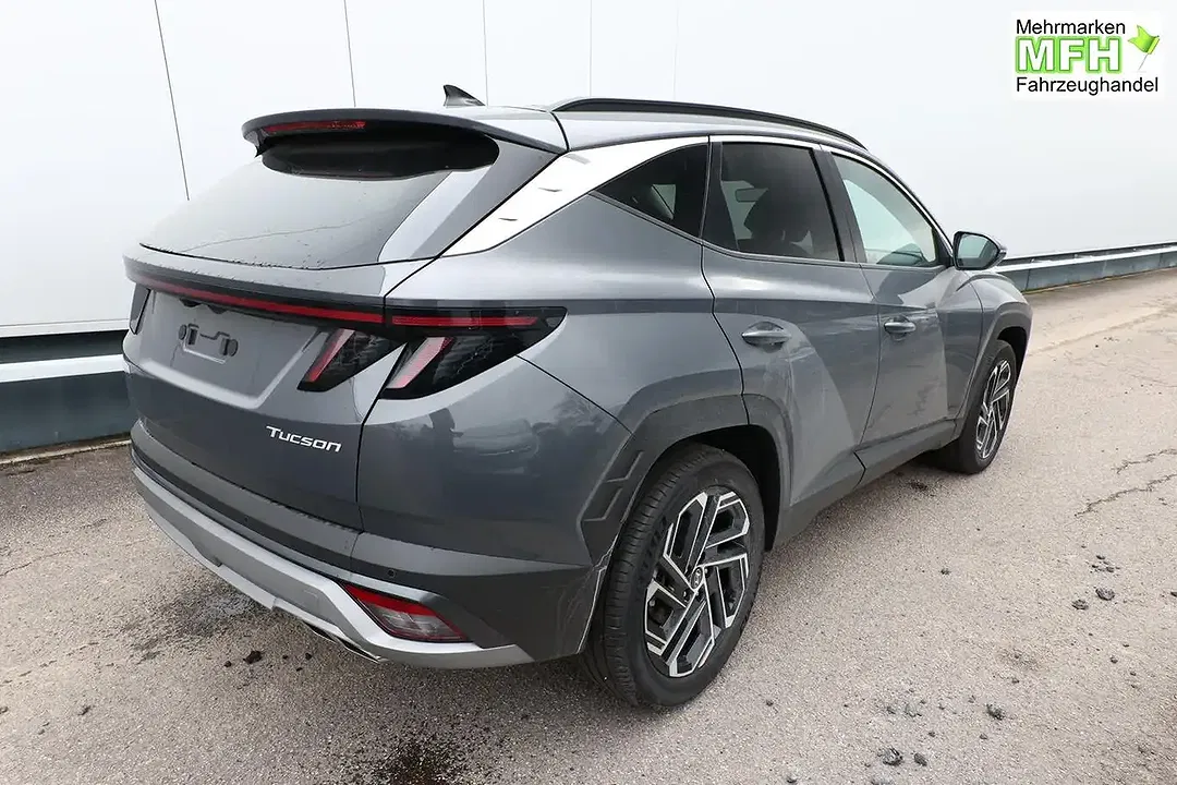 Hyundai TUCSON - Thumbnail 2