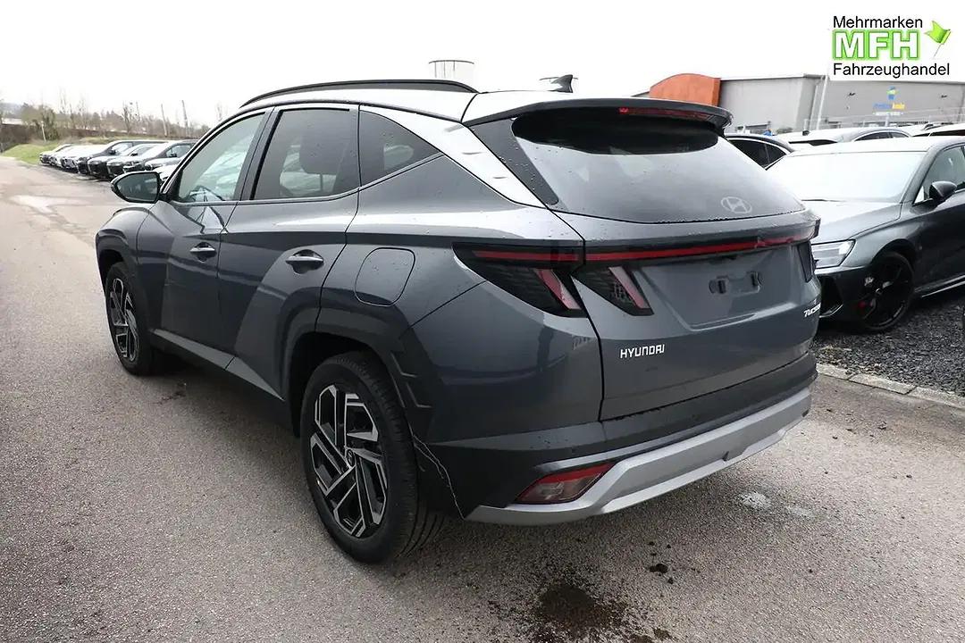 Hyundai TUCSON - Thumbnail 3
