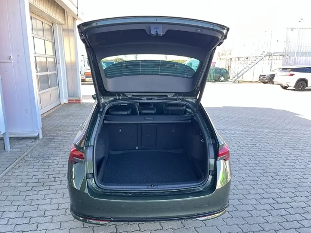 Skoda Octavia - Thumbnail 8