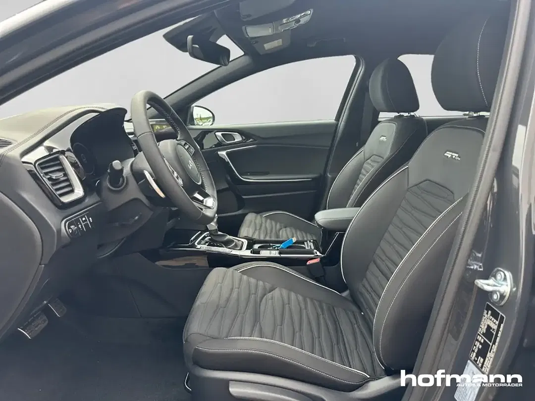 Kia Ceed / cee'd - Thumbnail 10