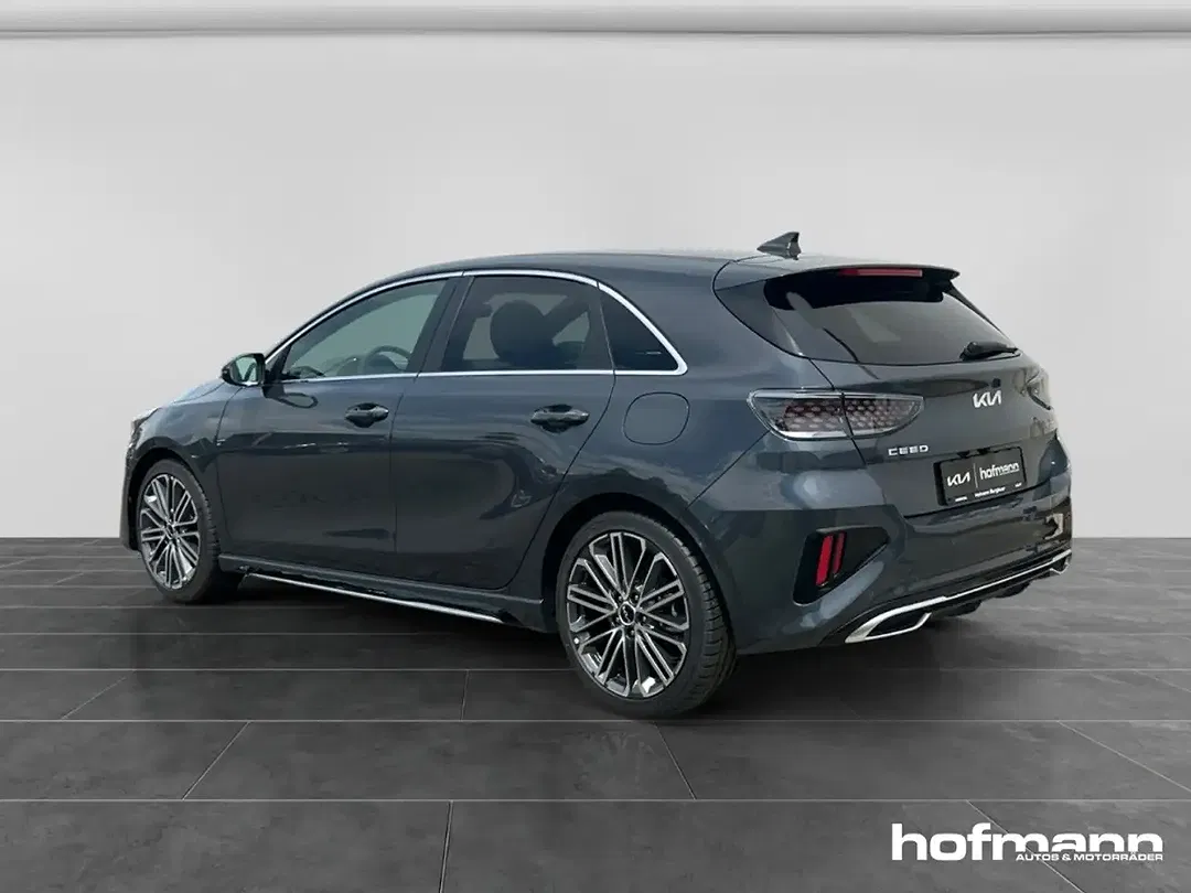 Kia Ceed / cee'd - Thumbnail 3