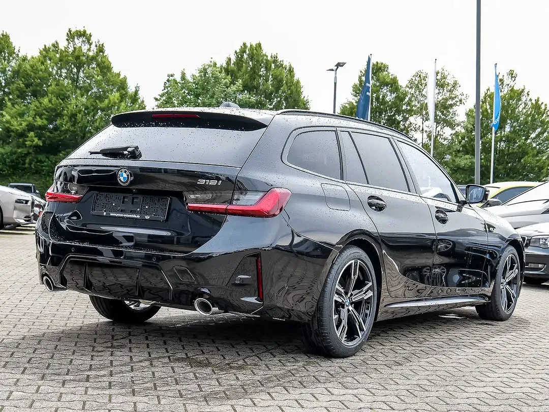 BMW 318 - Thumbnail 2