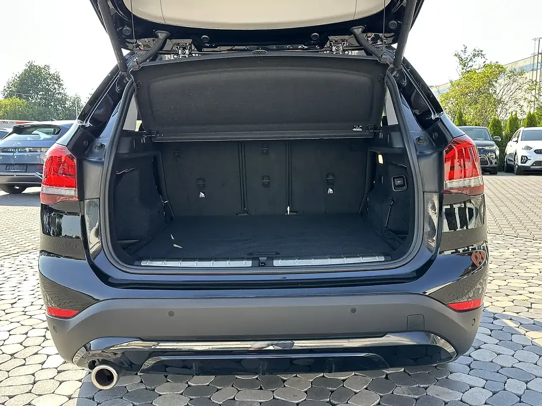 BMW X1 - Thumbnail 25